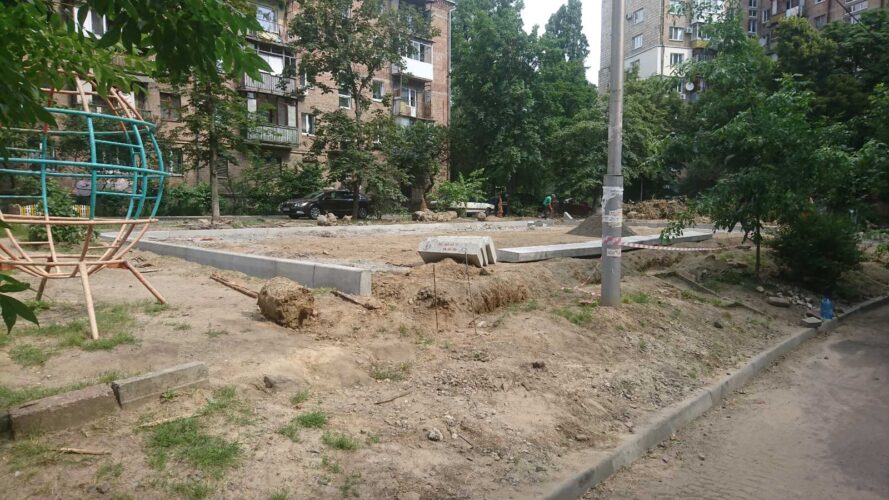 Планирование площадки и установка бортов